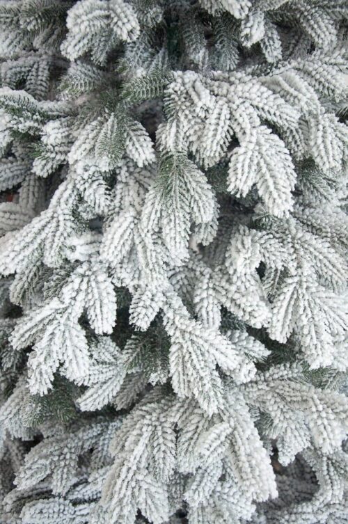 Brad Artificial CONIFER DREAM - image siberian-snow-3-500x753 on https://depozituldebrazi.ro